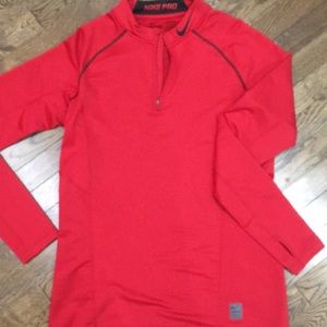 Nike Men’s long sleeve 1/4 zip pullover